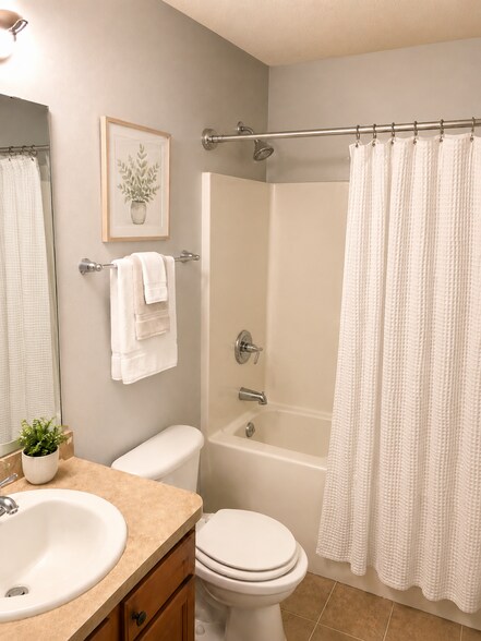 Guest Bath - 227 Woodsong Drive