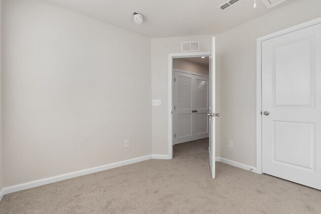 Building Photo - 109 Brooklane Ct