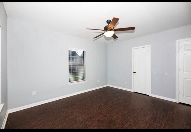 Building Photo - 2719 Virginia St