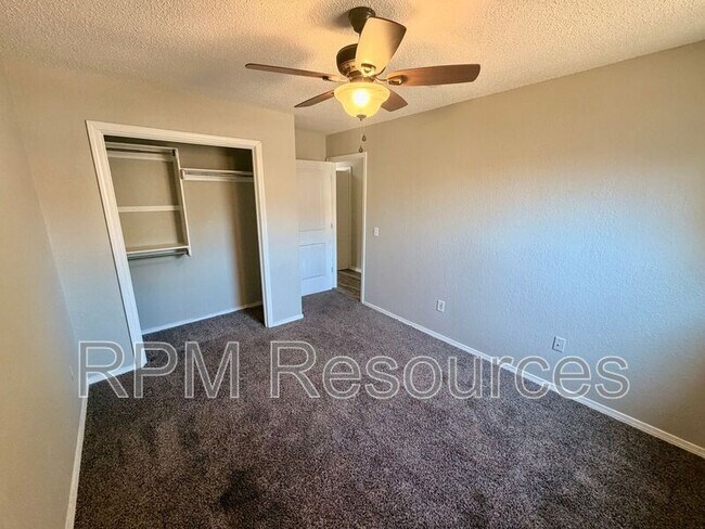 Building Photo - 957 W Tesio Way
