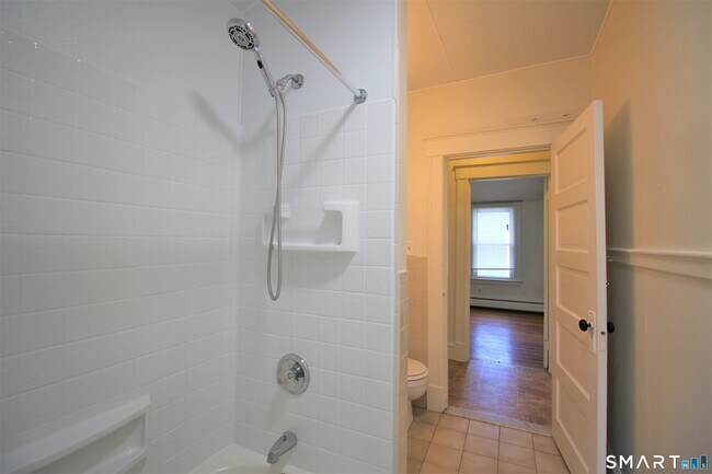 Building Photo - 19 Nesbit Ave