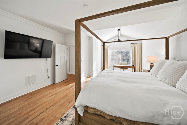 Building Photo - 1060 Cobblestone Ln