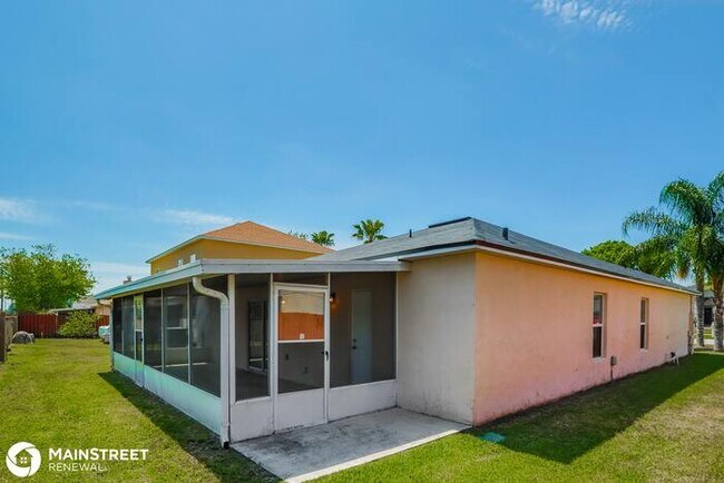 Building Photo - 7163 Overland Park Blvd E, Jacksonville, F...