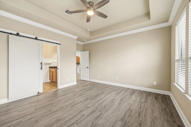 Building Photo - 8111 Sweet Gardens Ct