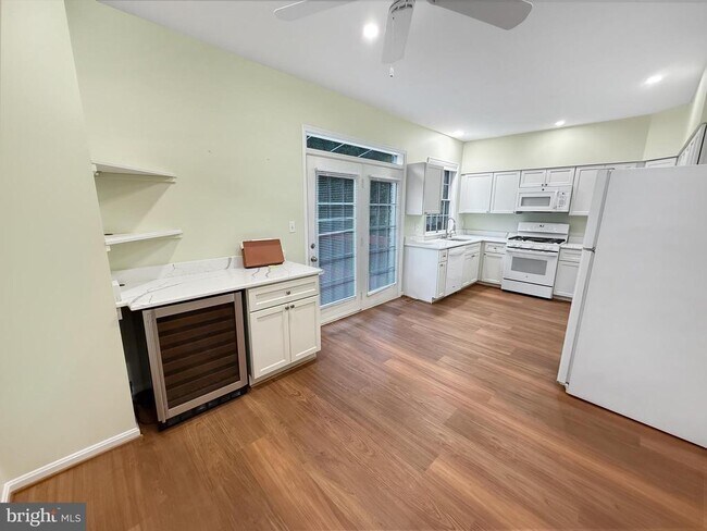 Building Photo - 202 Castletown Rd