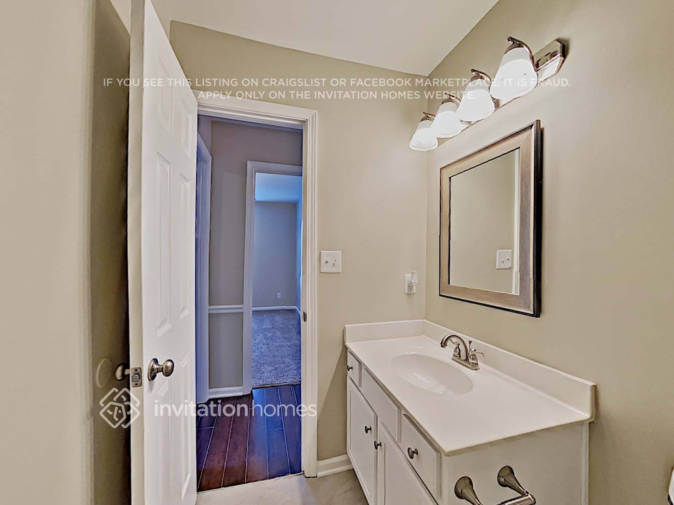 Building Photo - 3017 Secret Garden Ct
