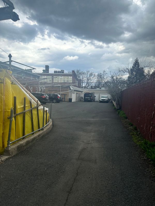 Building Photo - 1075-1077 East Jersey Street, 2left