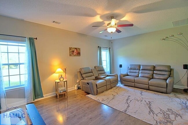 Building Photo - 179 Rutledge Dr