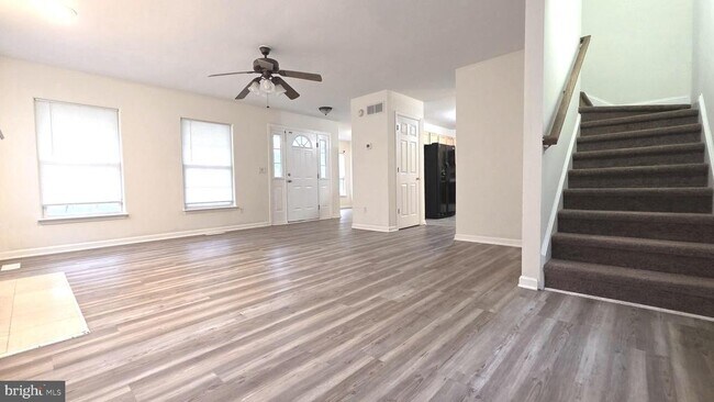 Building Photo - 62 Liberto Ln