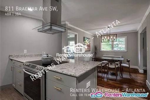 Building Photo - Beautifully Renovated 4 Bedroom home in SW...