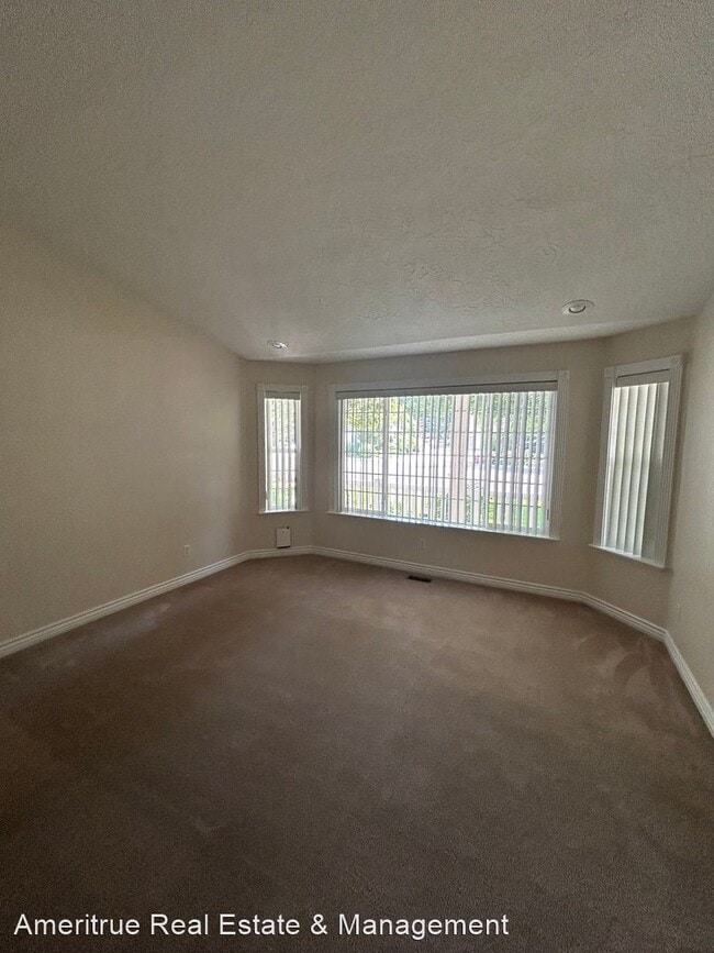Building Photo - 3 br, 2 bath House - 1333 N 200 W