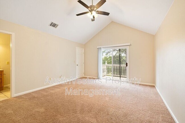 Building Photo - 1005 Canyon Edge Dr
