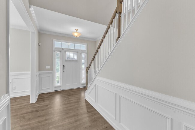 Building Photo - 4701 Kia Dr