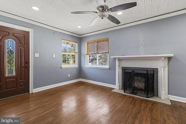 Building Photo - 8030 New Riggs Rd