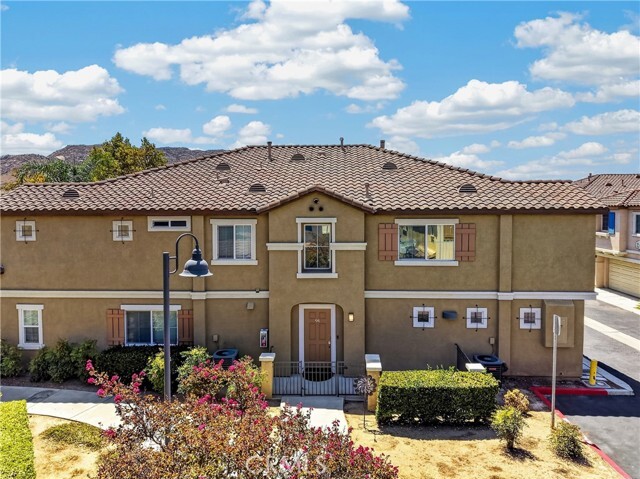Building Photo - 15635 Lasselle St
