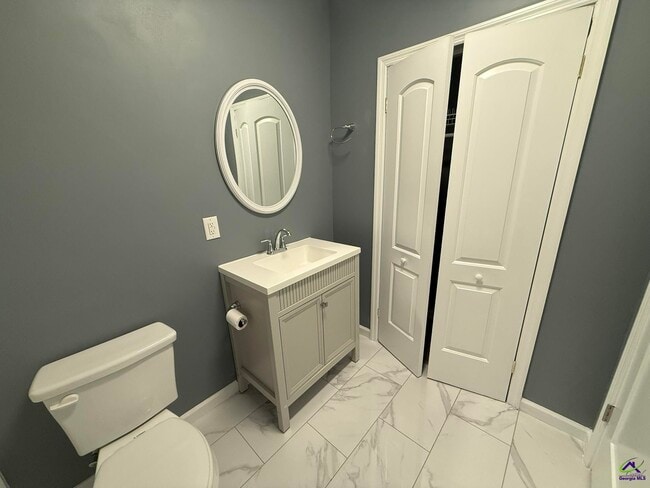 Building Photo - 503 Coventry Ct