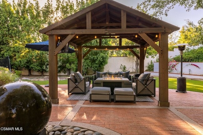 Building Photo - 4525 Rayburn St