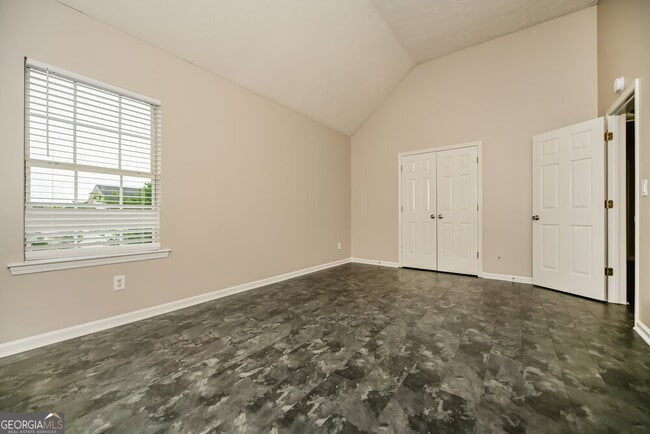 Building Photo - 20 Hazelhurst Dr