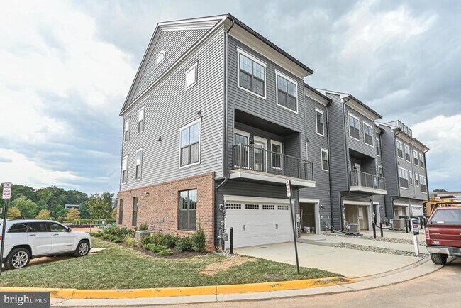 Building Photo - 12569 Todd Ln