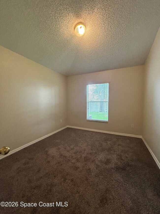 Building Photo - 2891 Stratford Pointe Dr