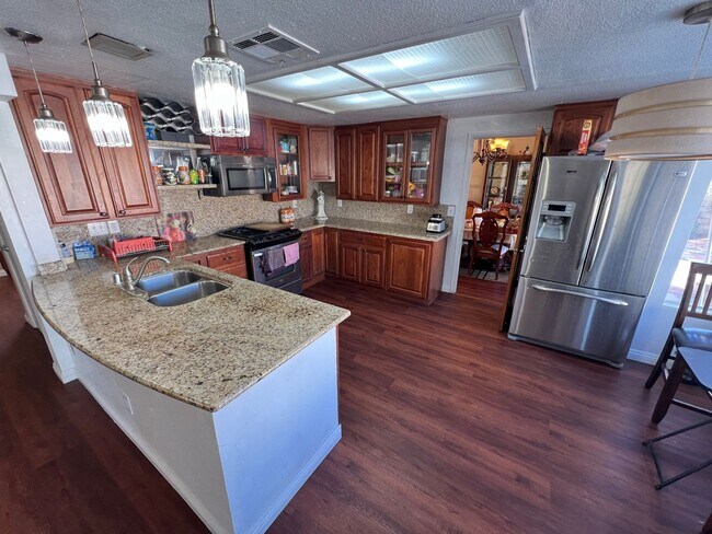 Building Photo - 4BD/3BA HOME IN SPRING VALLEY W/ SOLAR, POOL & SPA!