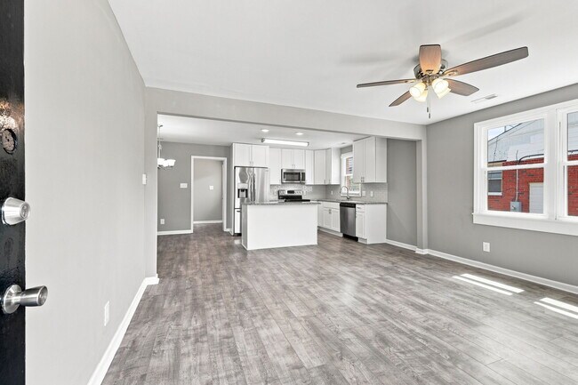 Building Photo - 1305 Yeadon Rd