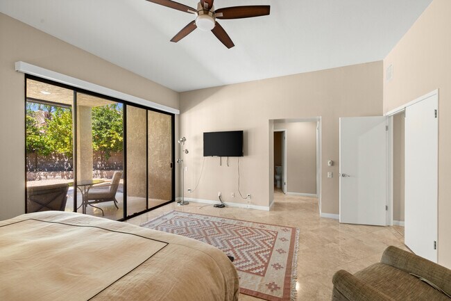 Building Photo - 70520 Gardenia Ct