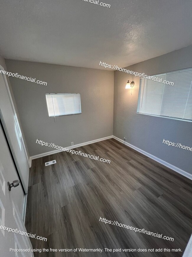 Building Photo - Nice Home For Rent