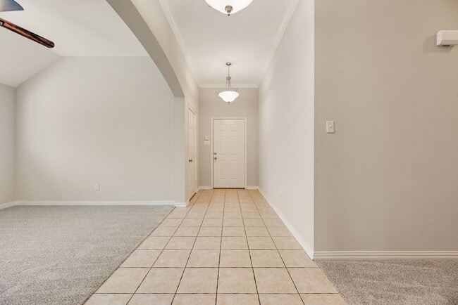 Building Photo - Spacious 4-Bedroom Gem with 2 Full Baths in McKinney - Your New 2025 Sq Ft Sanctuary!