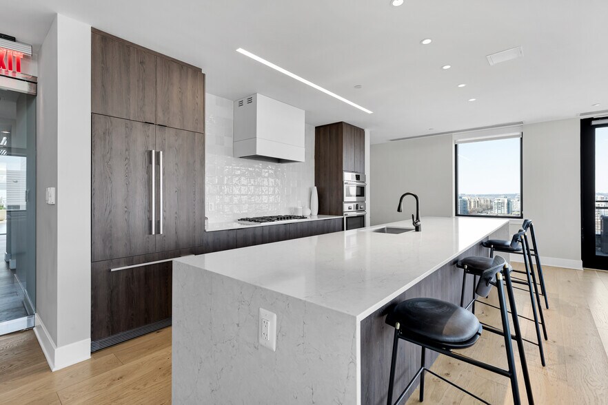 Building Photo - 37 L St SE