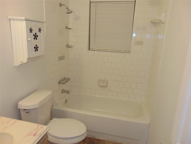 Building Photo - 8603 Rustling Leaves Dr