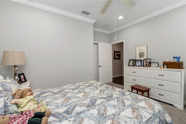 Building Photo - 5423 NW 35th Ln Rd