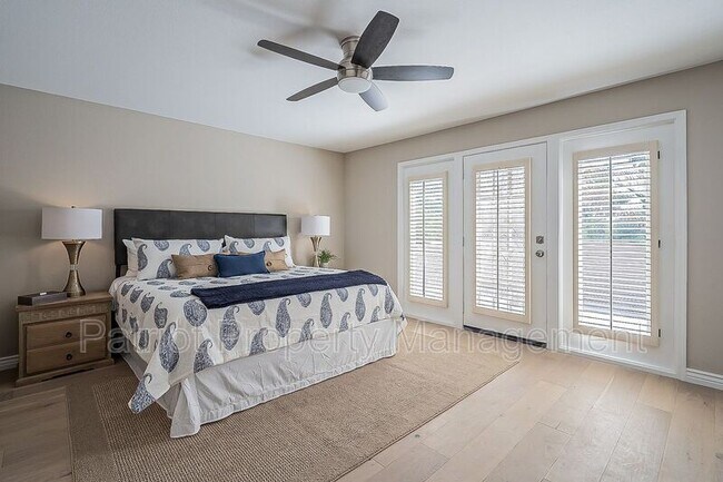 Building Photo - 10527 E Fanfol Ln