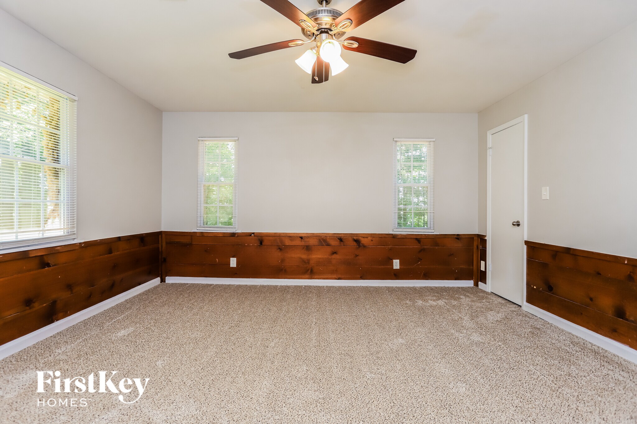 Building Photo - 6580 Short Rd