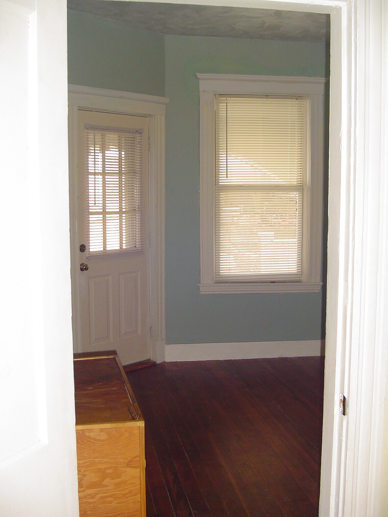 Building Photo - 73 Cottage St