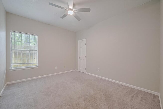Building Photo - 213 W Murrill Ave