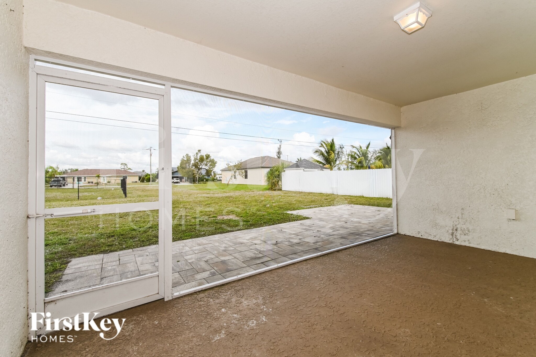 Building Photo - 617 SW 13th Terrace