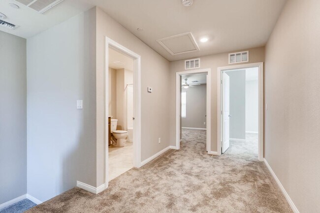 Building Photo - GORGEOUS HOME in Inspirada Community!!!