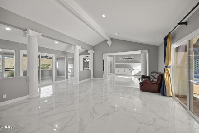 Building Photo - 40 Saddlebow Rd