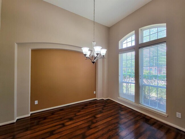 Building Photo - 20931 Flower Croft Ct