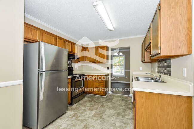 Building Photo - 21 Harrington Ct