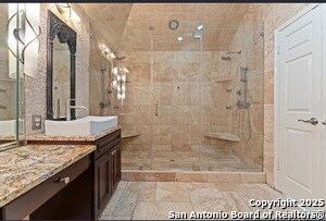 Building Photo - 6127 Oakwood Trail