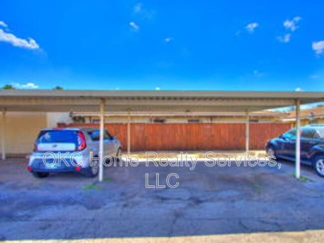Building Photo - 7123 NW 16th St