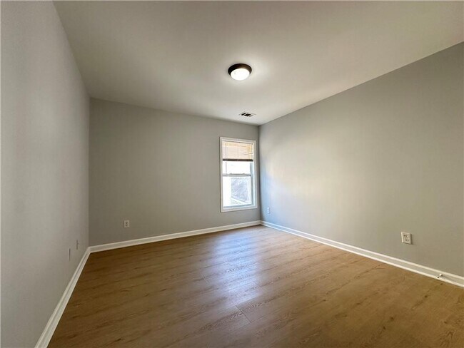 Building Photo - 2468 Worrall Hill Way