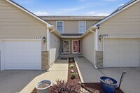 Building Photo - 4417 N 106th St