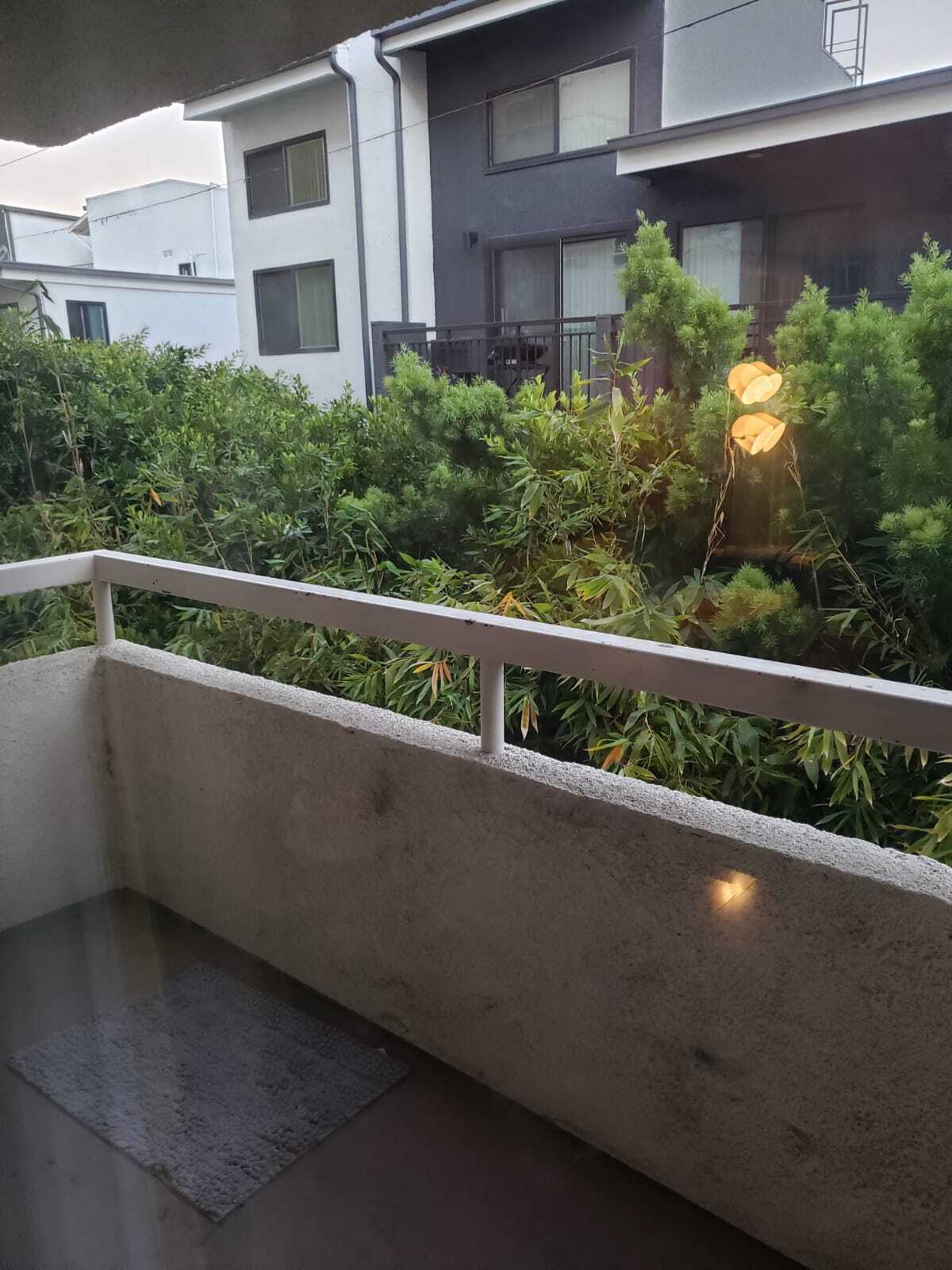 balcony - 10960 Ashton Ave