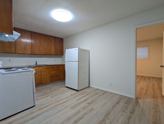 Building Photo - Great 1-Bedroom, 1-Bath Apartment In Springfield!