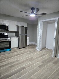 Building Photo - 2012 W Main St