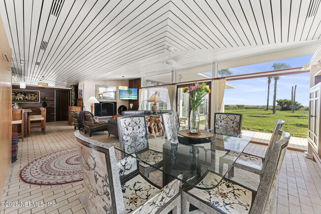 Building Photo - 2337 Seminole Rd