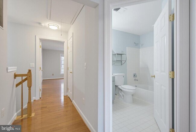 Building Photo - 5822 Pearson Ln